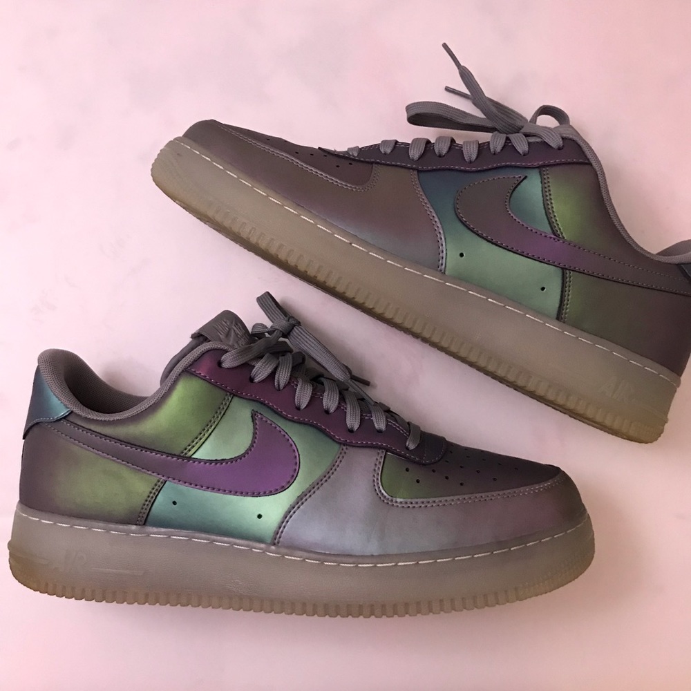 Air Force 1 iridescent